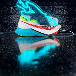 Saucony Endorphin Pro 4 Men’s Marathon Running Carbon Plated Shoes White - 9.5